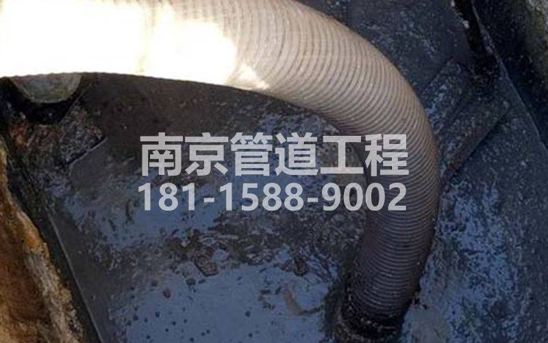213青马抽粪