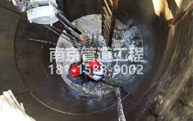 242青马污水池清理
