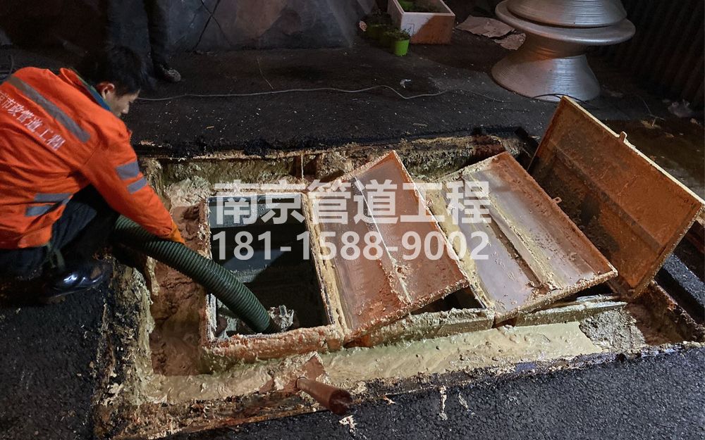 青马饭店隔油池清理