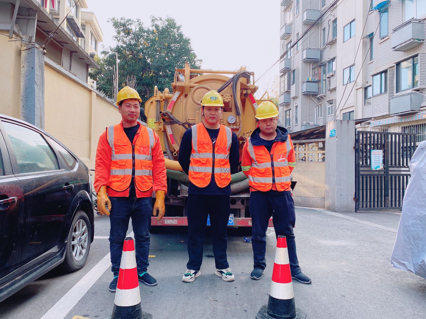 青马南京某小区管道清淤检测施工